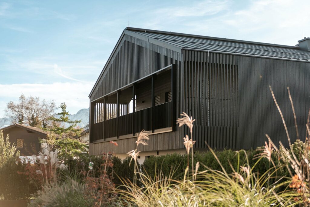 deutinger-projektentwicklung-baumanagement-generalunternehmen-immobilien-salzburg-Wohnanlage-Tsetinis-Anif-12