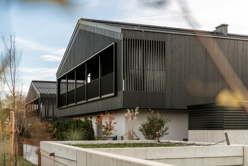 deutinger-projektentwicklung-baumanagement-generalunternehmen-immobilien-salzburg-Wohnanlage-Tsetinis-Anif-14