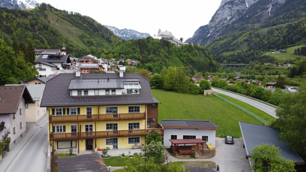 deutinger-projektentwicklung-baumanagement-generalunternehmen-immobilien-salzburg-wohnanlage-werfen64-03